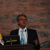 Üçüncü kalbini kullanıyor!