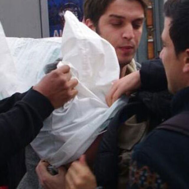 'Çuval eylemcileri' serbest bırakıldı