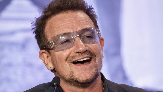 U2'nun solisti Bono ölümden döndü!