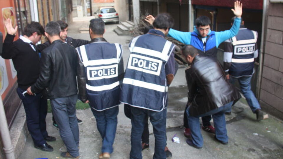 Okula değil savaşa gidiyorlar!