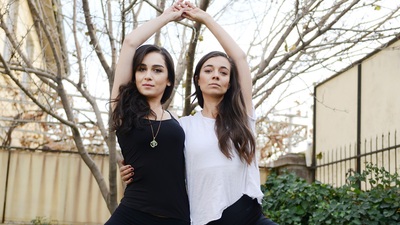 Dizi setinde yoga dersleri başladı!