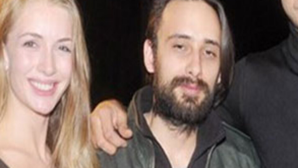 Evde sevgili işte kardeş!