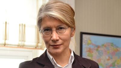 Emine Ülker Tarhan Anadolu Partisi'ni kurdu!