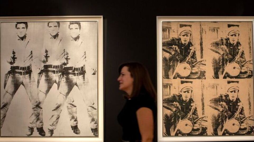 Warhol'un iki eserine 151 milyon dolar