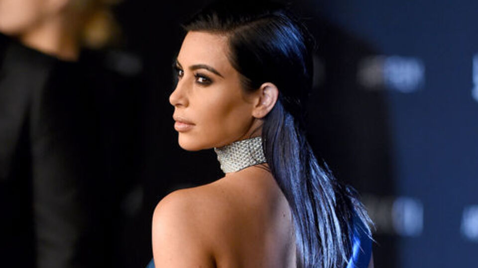 Dolgun kalçaların zengin ettikleri