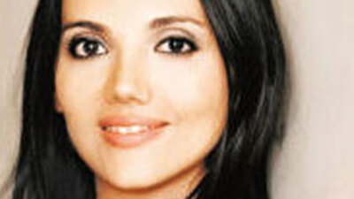 Okulda, sokakta AVM'de piyano