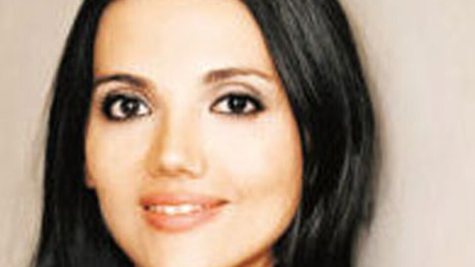 Okulda, sokakta AVM'de piyano