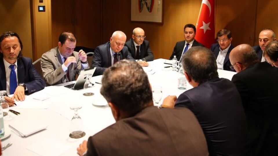 Obama da Esad'ın gitmesini istiyor!