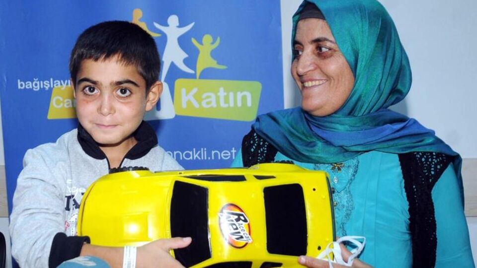 Mantardan zehirlenen çocuk, karaciğer nakliyle hayata tutundu