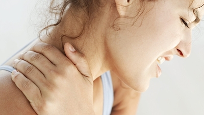 Geçmeyen kemik ağrısı kanser habercisi olabilir