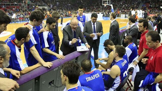 Efes son çeyrekte kaybetti
