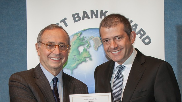 Global Finance'den Akbank'a ödül