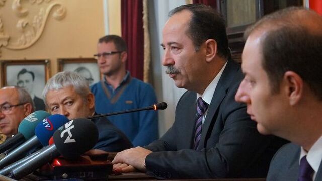 "Vali Şahin özürlerini bildirdi"