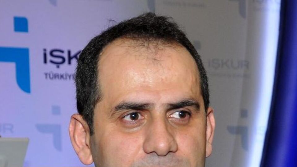 İŞKUR eş dost'un önüne geçti!