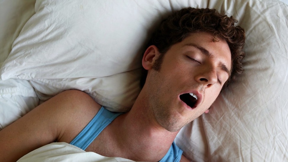 Ağzı açık uyuyanlar dikkat!