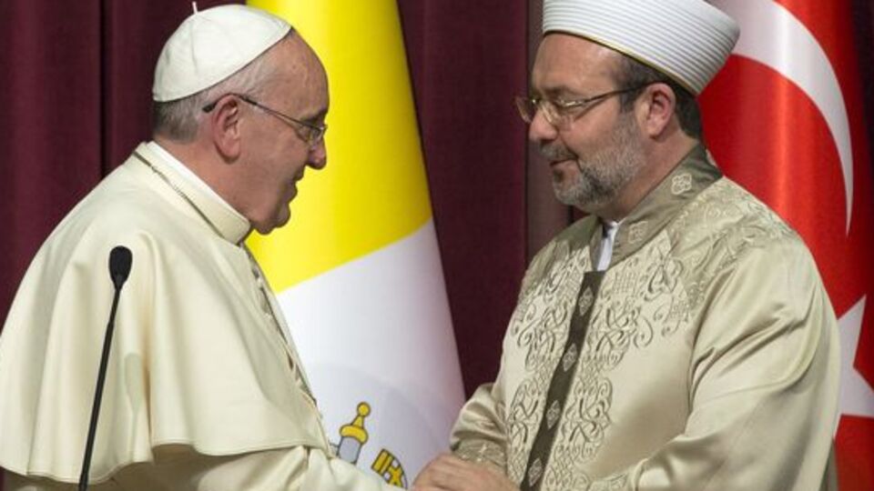 Papa, Diyanet İşleri Başkanı Görmez'le görüştü