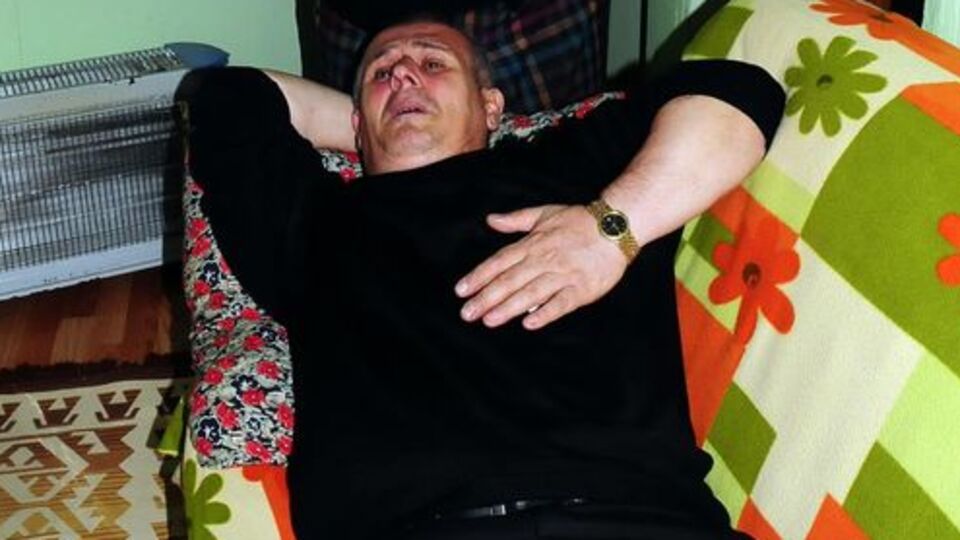 Evinin yıkılacağını duyunca ameliyattan vazgeçti