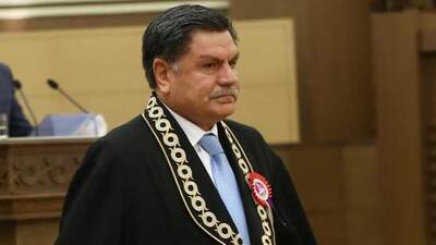 AYM'de baraj hamlesi