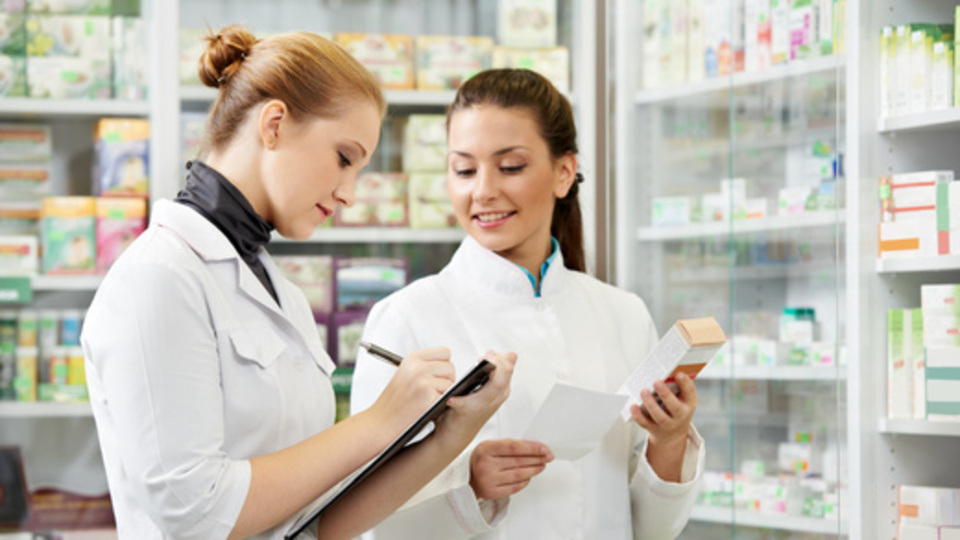 Eczacılar için uzmanlık sınavı geliyor