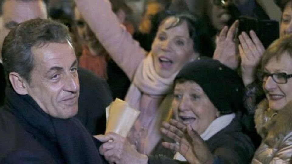 Sarkozy ana muhalefet partisi başkanı oldu