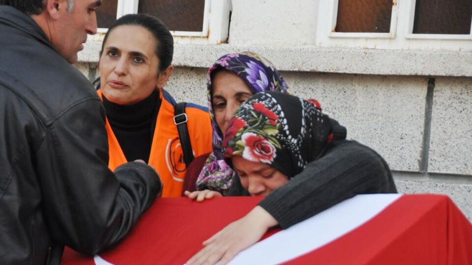 Madenci Mehmet Baha gözyaşlarıyla uğurlandı
