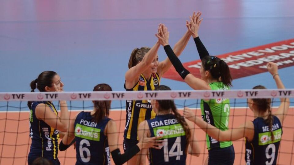 Voleybol'da günün sonuçları