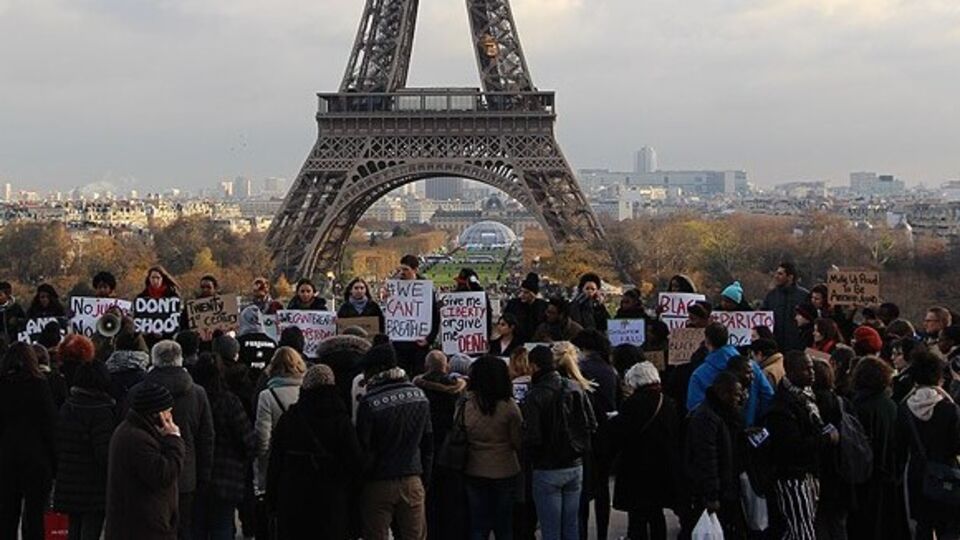 Paris'te Ferguson gösterisi