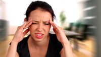 "Vücudun tehlike sinyali: Baş ağrısı"