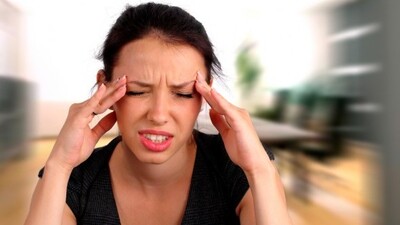 "Vücudun tehlike sinyali: Baş ağrısı"