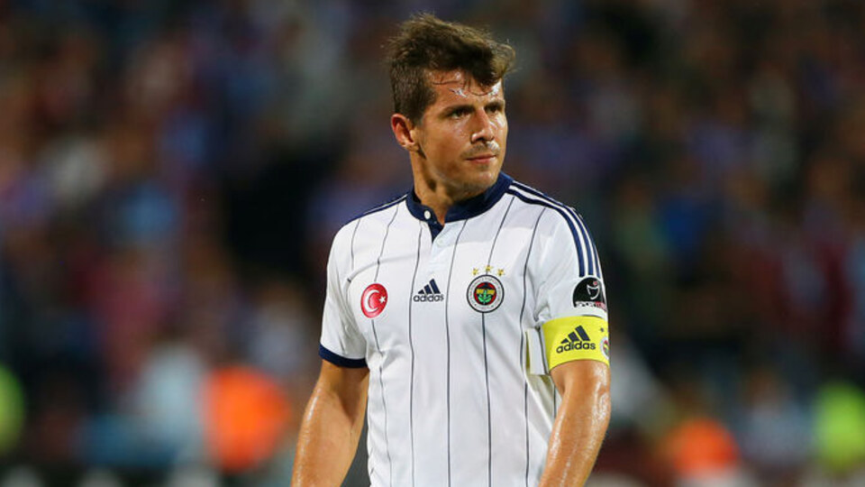 Emre Belözoğlu mahkemelik oldu