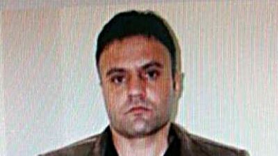 Abdullah Gül'ü silahla ziyaret etmek isteyen kişi intihar etti