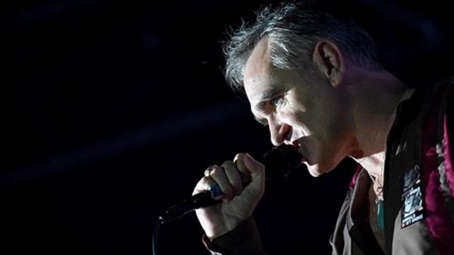 Morrissey konseri ertelendi