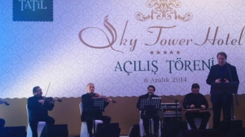 Ahmet Özhan mest etti