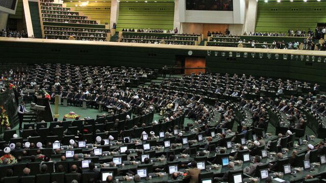 İran'da yolsuzluk operasyonu