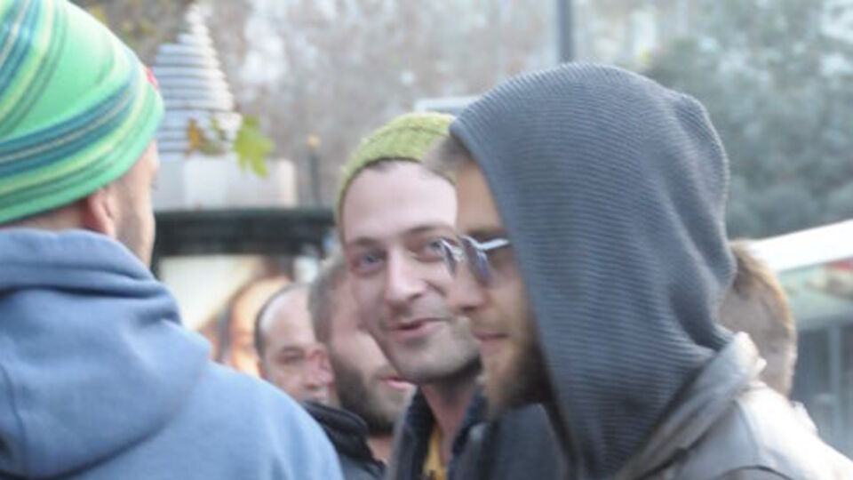 Beyler hep beraber yürüdü