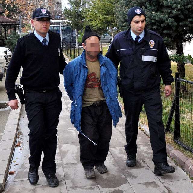 Evine sığınan yeğenine tecavüz etti