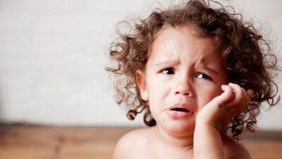 Çocuklarda orta kulak iltihabına dikkat!