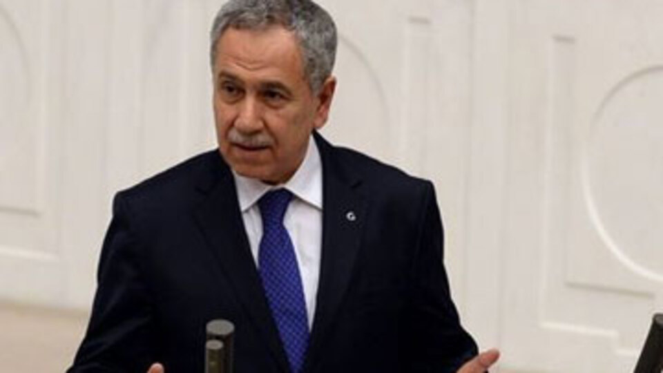 Bülent Arınç: Üç gün konuşurlar, dördüncü gün biter kardeşim