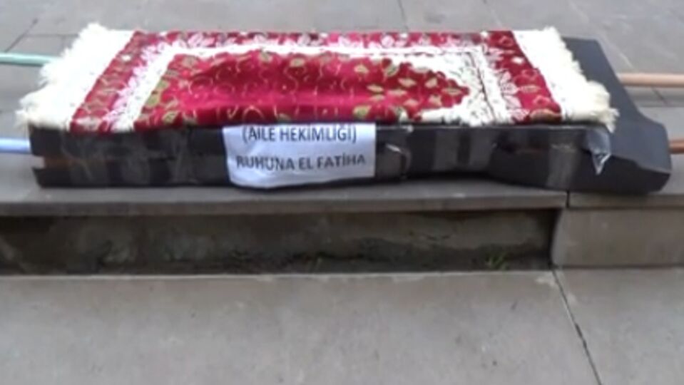 Adıyaman'da doktorlar iş bıraktı