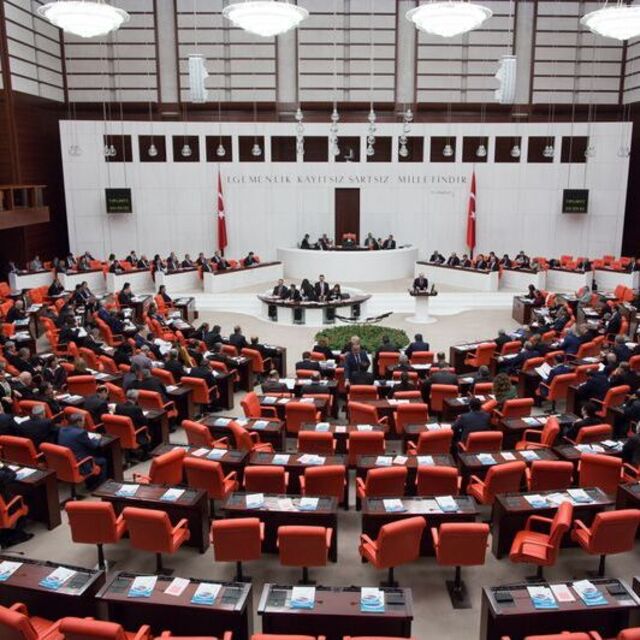 Alo! 'Maaşımız yetmiyor'