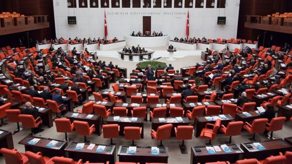 Alo! 'Maaşımız yetmiyor'