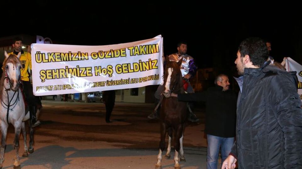 Fenerbahçe'ye coşkulu karşılama