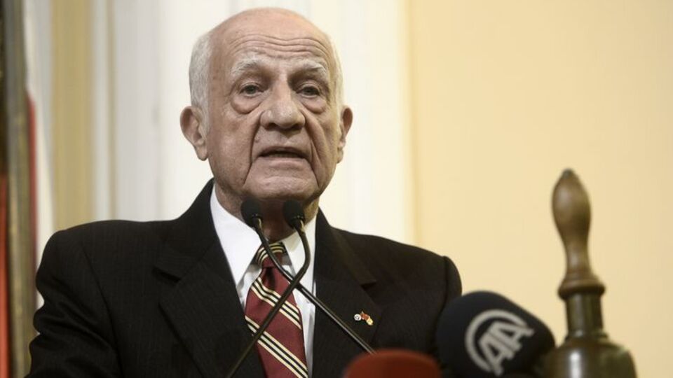 "Ağabeylik vazifemden vazgeçtim"