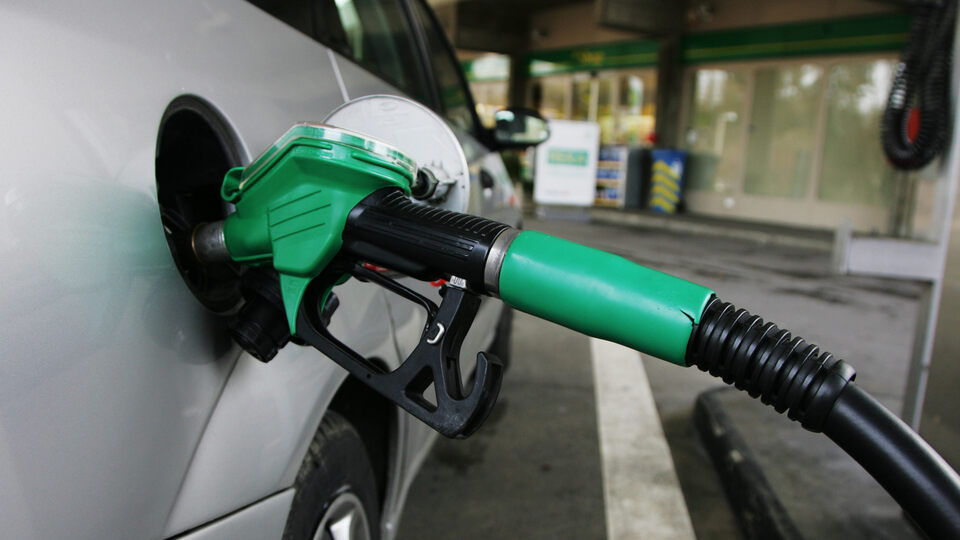 Benzine bir indirim daha!