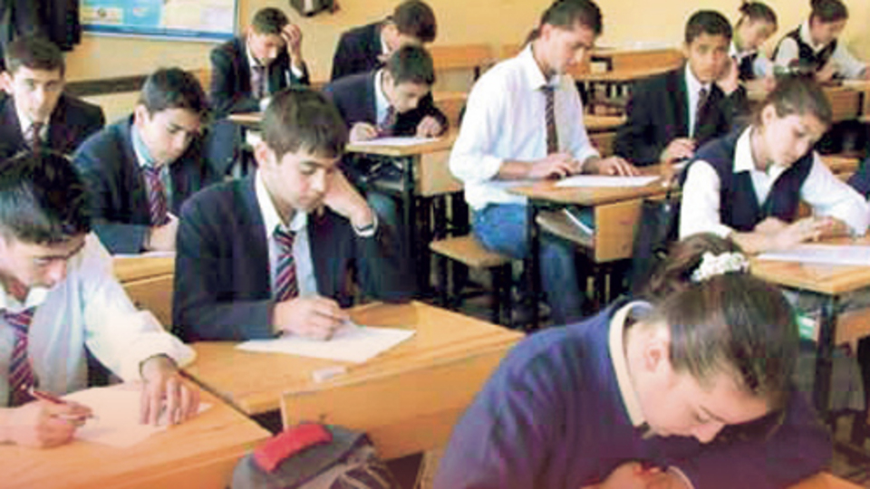 1 milyon 300 bin öğrenci açık lisede okuyor