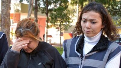 Kardeşine fuhuş yaptıran abla tutuklandı