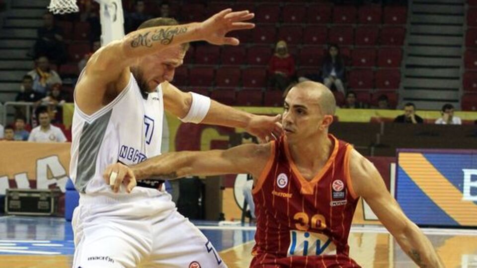 Topsakal: Erceg ve Arroya kalacak
