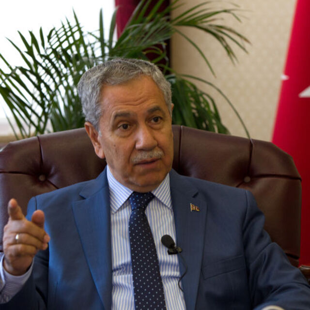 Bülent Arınç'tan Dumanlı ve Karaca açıklaması