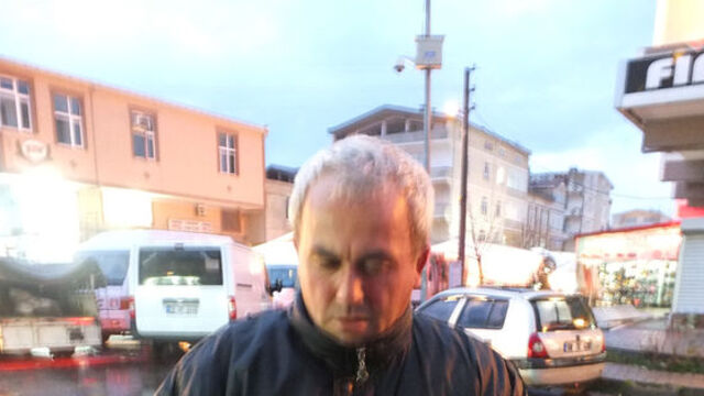 Pazarcıdan vatandaşa 'çürük elma' dayağı