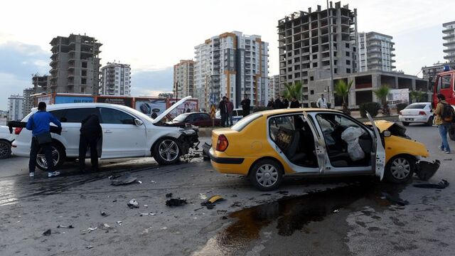 Servet Çetin, trafik kazası geçirdi